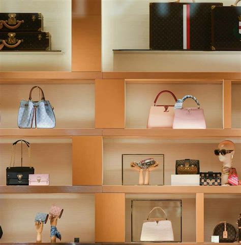 how much discount do louis vuitton employees get|does Louis Vuitton give discounts.